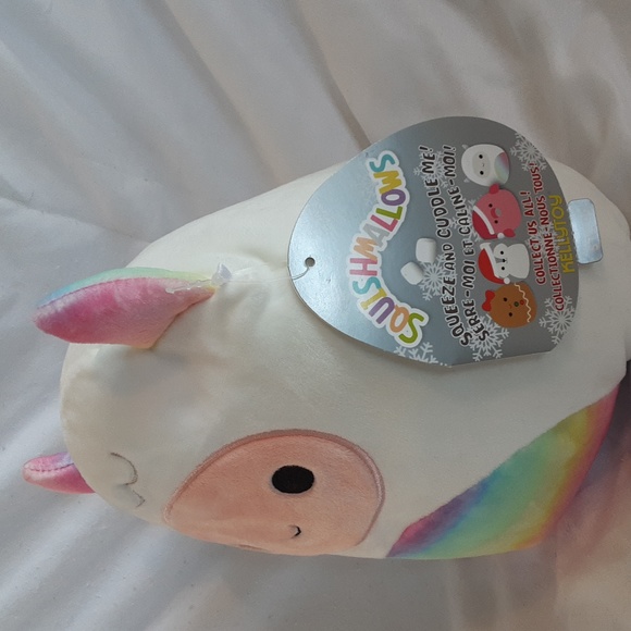 Squishmallows - 8" Gabby the Rainbow Yeti, NWT, Rare, HTF - Picture 2 of 6